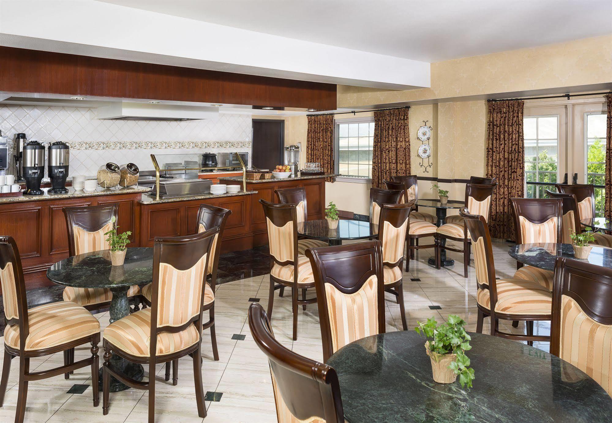 Ayres Hotel Corona - Riverside מראה חיצוני תמונה